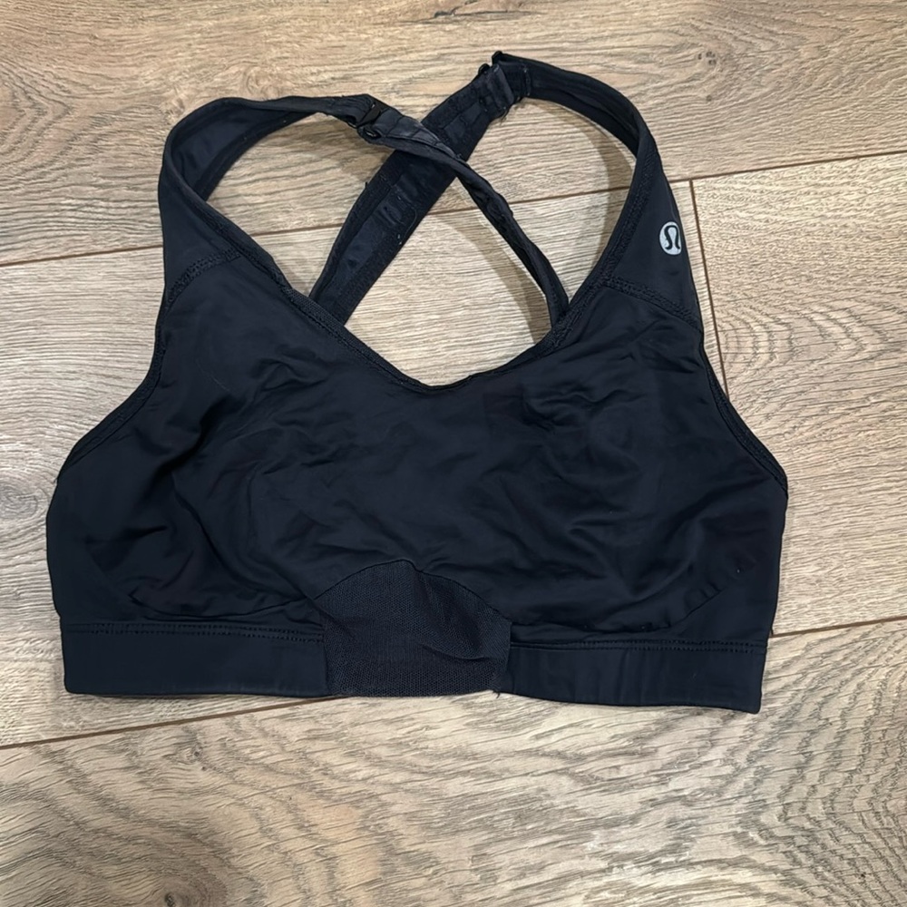 Lululemon small athletic bra